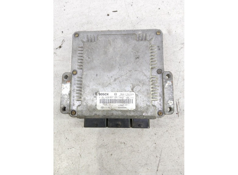 Блок управления двигателем к Renault Laguna, 2002г.