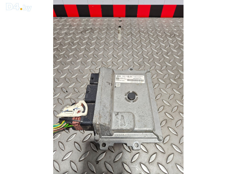 Блок управления двигателем к Peugeot 208 2013 г.