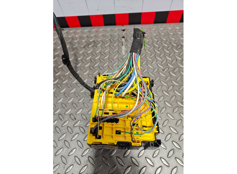 Блок предохранителей к Peugeot 208, 2013г.