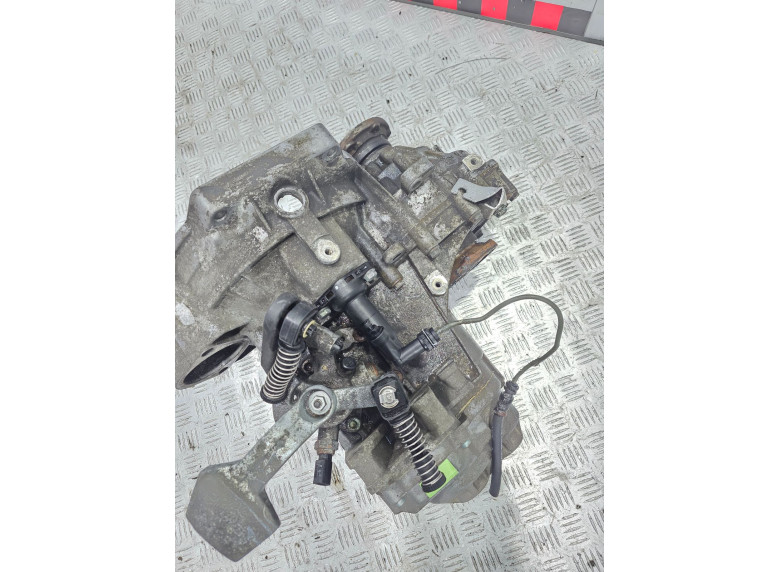 КПП механическая (МКПП) к Seat Leon, 2008г.