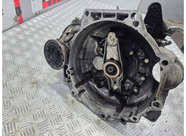 КПП механическая (МКПП) к Seat Leon, 2008г.