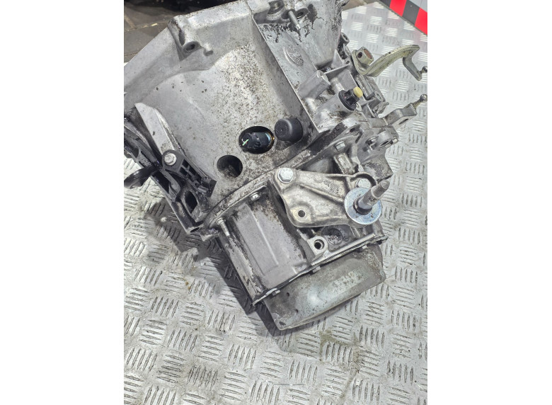 КПП механическая (МКПП) к Citroen C4 Picasso, 2012г.