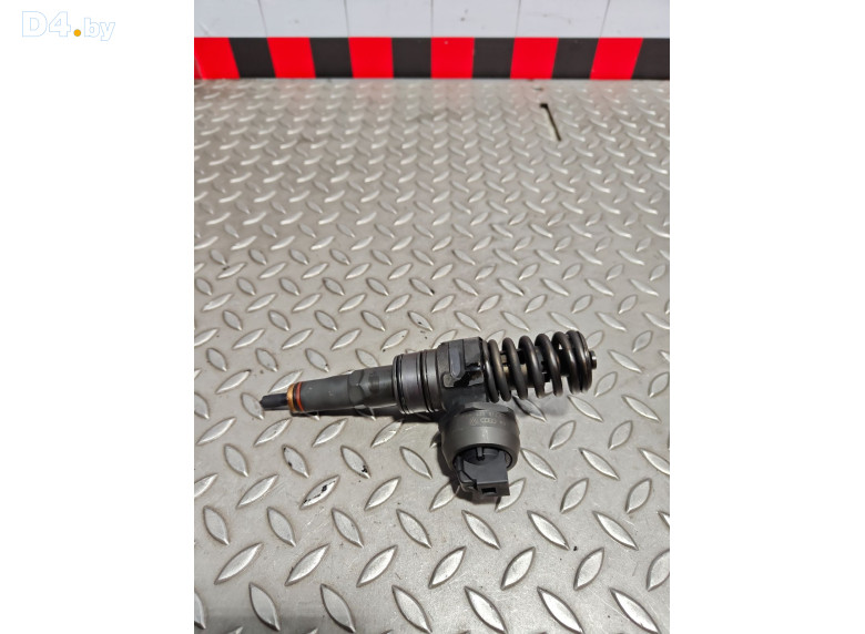 Форсунка к Volkswagen Golf 2006 г.