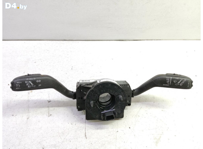 Переключатель подрулевой (стрекоза) к Skoda Fabia 2011 г.