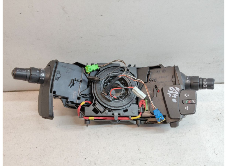 Переключатель подрулевой (стрекоза) к Renault Clio, 2009г.