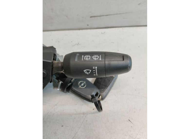 Переключатель подрулевой (стрекоза) к Opel Corsa, 2008г.