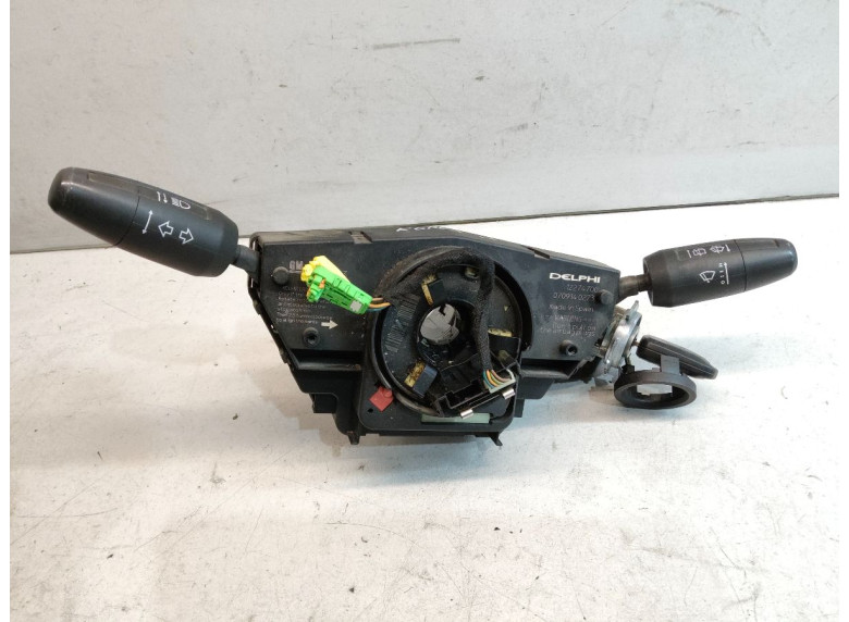 Переключатель подрулевой (стрекоза) к Opel Corsa, 2008г.