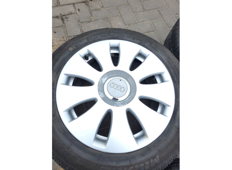 Диск литой к Audi A4, 2000г.