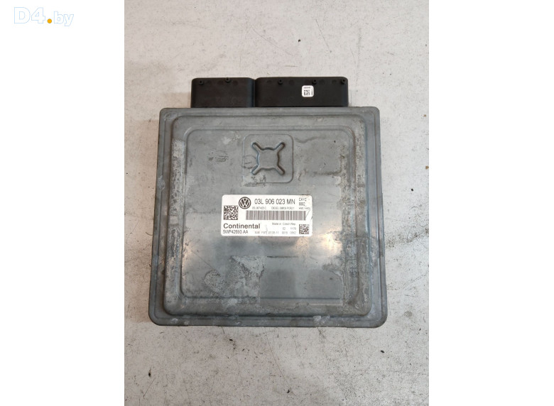Блок управления двигателем к Volkswagen Golf 2011 г.
