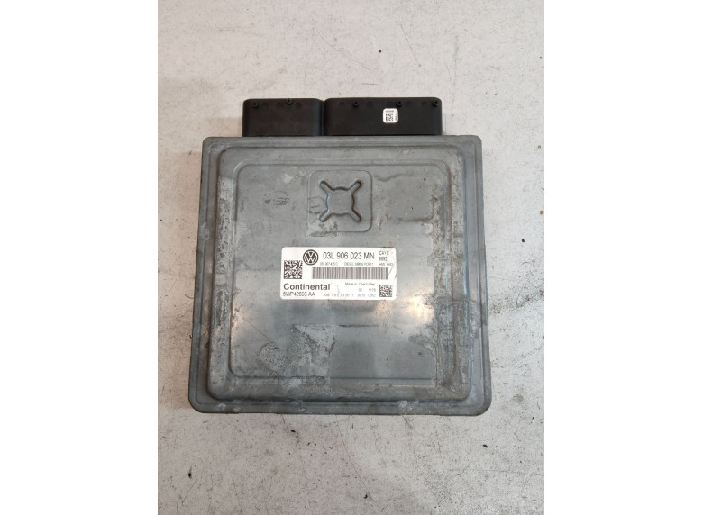 Блок управления двигателем к Volkswagen Golf, 2011г.