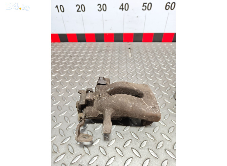 Суппорт задний правый к Opel Zafira 2008 г.