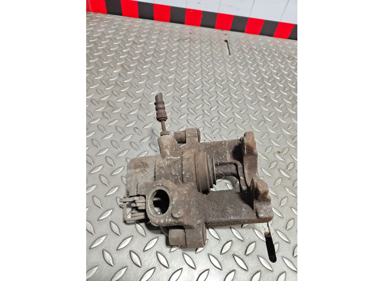 Суппорт задний левый к Citroen C5, 2010г.