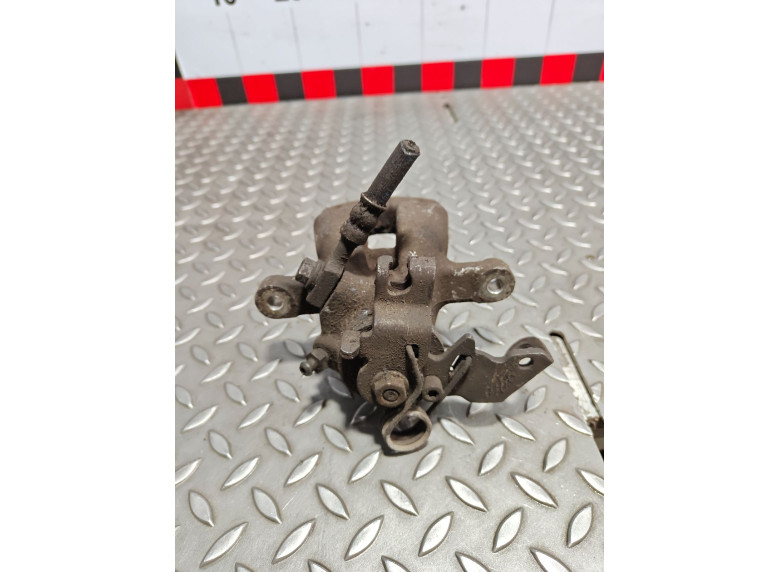 Суппорт задний правый к Opel Astra, 2006г.