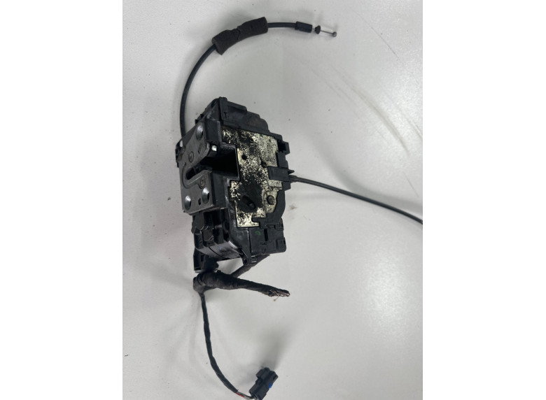 Замок двери задней левой к Renault Scenic, 2009г.