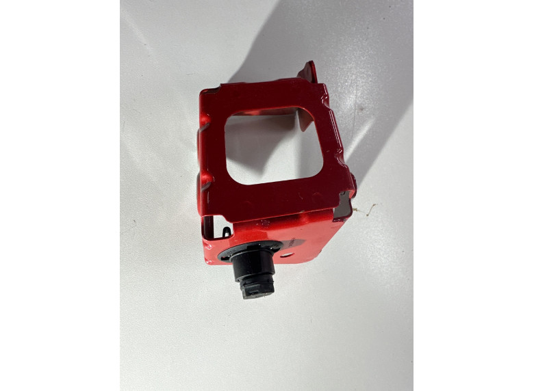 Кронштейн крепления крыла переднего левого к BMW XM G09, 2022г.