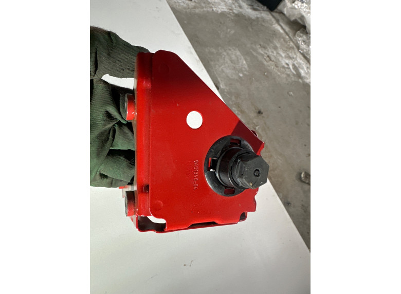 Кронштейн крепления крыла переднего левого к BMW XM G09, 2022г.