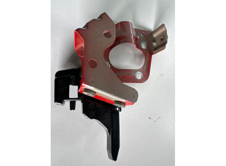 Кронштейн крепления крыла переднего правого к BMW XM G09, 2022г.