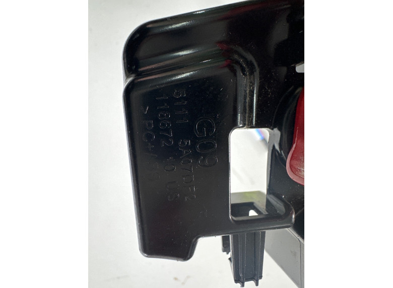 Кронштейн крепления крыла переднего правого к BMW XM G09, 2022г.