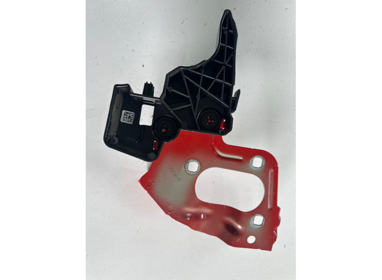 Кронштейн крепления крыла переднего правого к BMW XM G09, 2022г.
