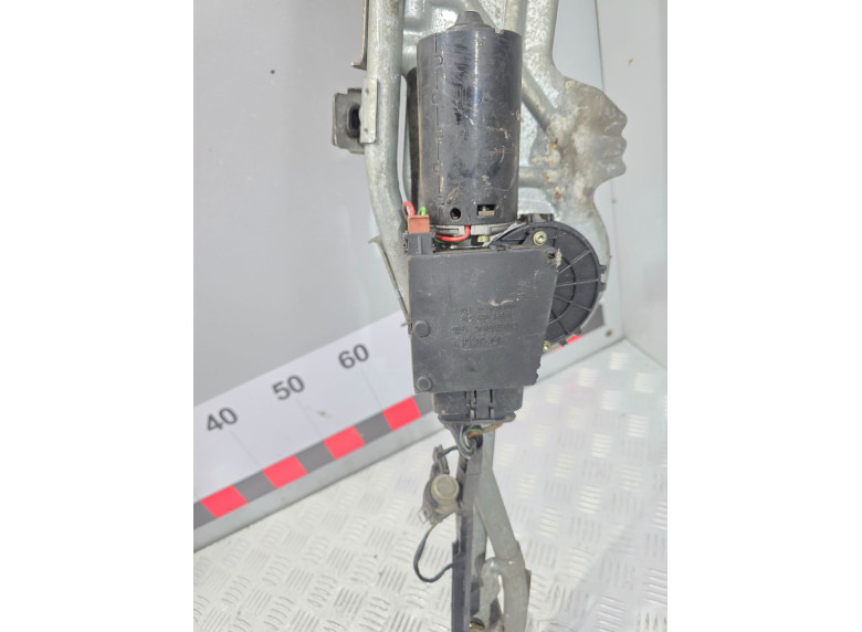 Механизм стеклоочистителя (трапеция дворников) к Volkswagen Sharan, 2000г.