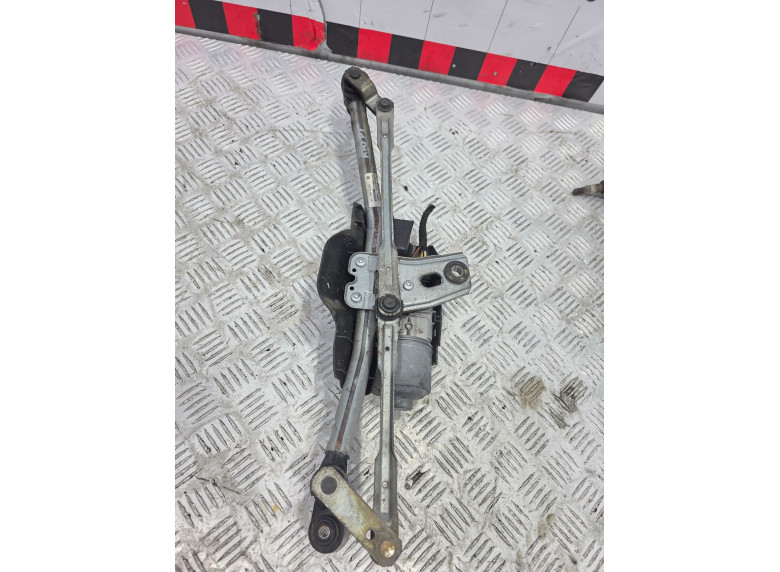 Механизм стеклоочистителя (трапеция дворников) к Opel Astra, 2005г.