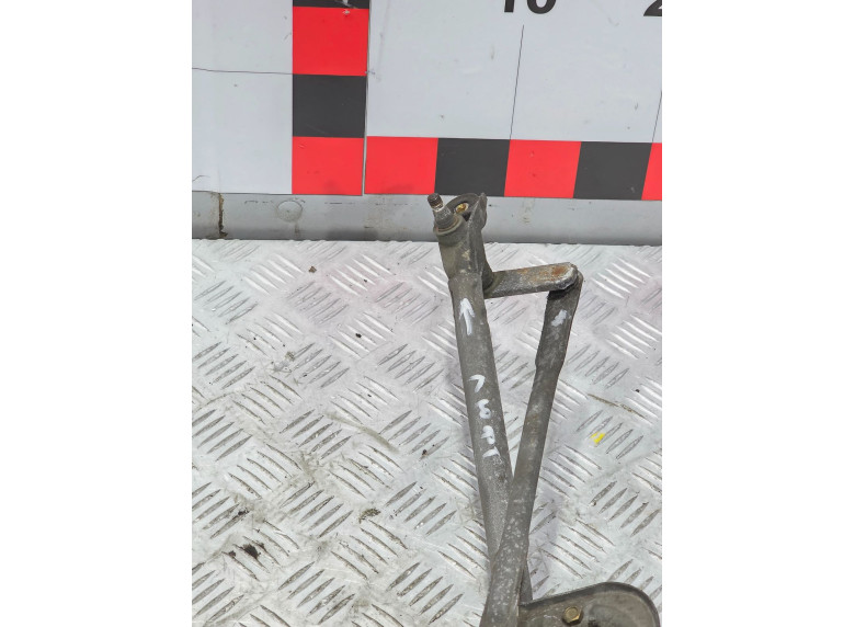 Механизм стеклоочистителя (трапеция дворников) к Audi A6, 1998г.