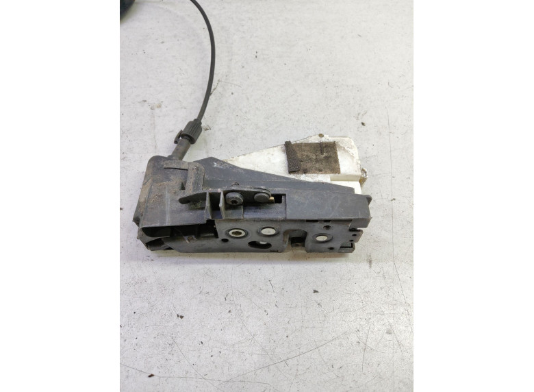 Замок двери задней правой к Seat Alhambra, 2004г.