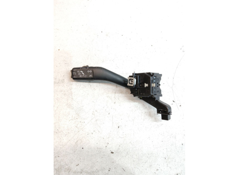 Переключатель поворотов к Volkswagen Golf, 2008г.