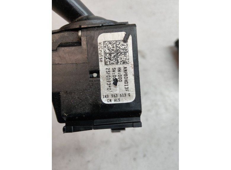 Переключатель поворотов к Volkswagen Golf, 2008г.