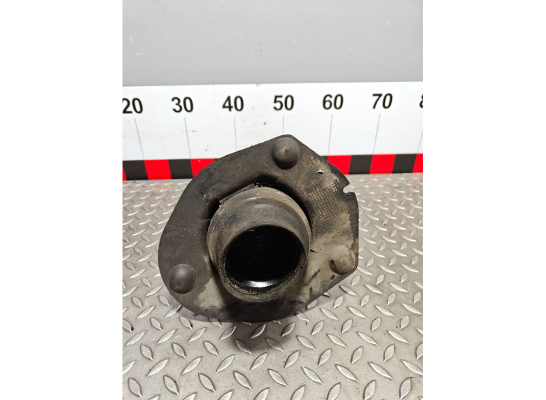 Опора амортизатора верхняя (чашка) к Citroen C5, 2004г.