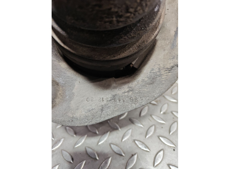 Опора амортизатора верхняя (чашка) к Citroen C5, 2004г.