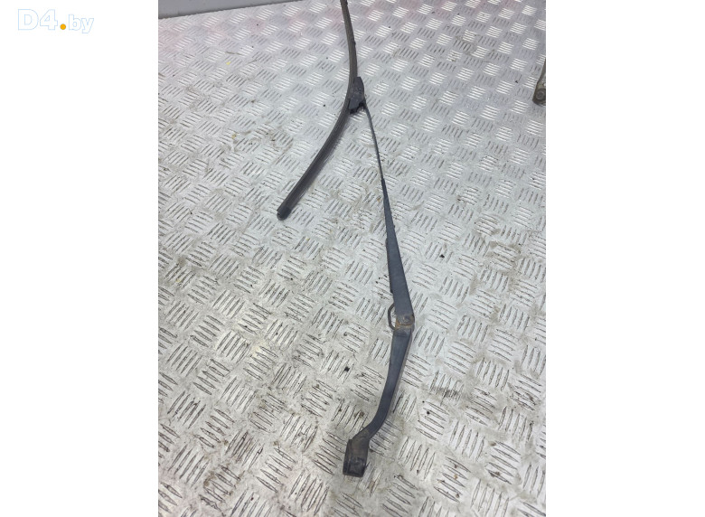 Щеткодержатель (поводок стеклоочистителя, дворник) к Honda Odyssey 2002 г.