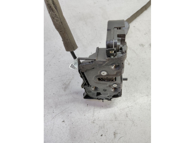 Замок двери задней левой к Renault Megane, 2019г.