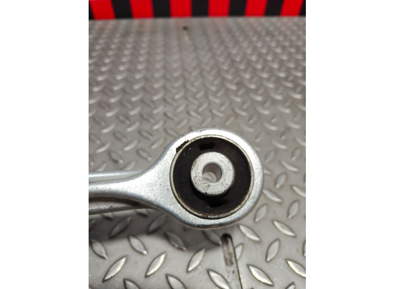 Рычаг передний правый к Audi A6, 2003г.