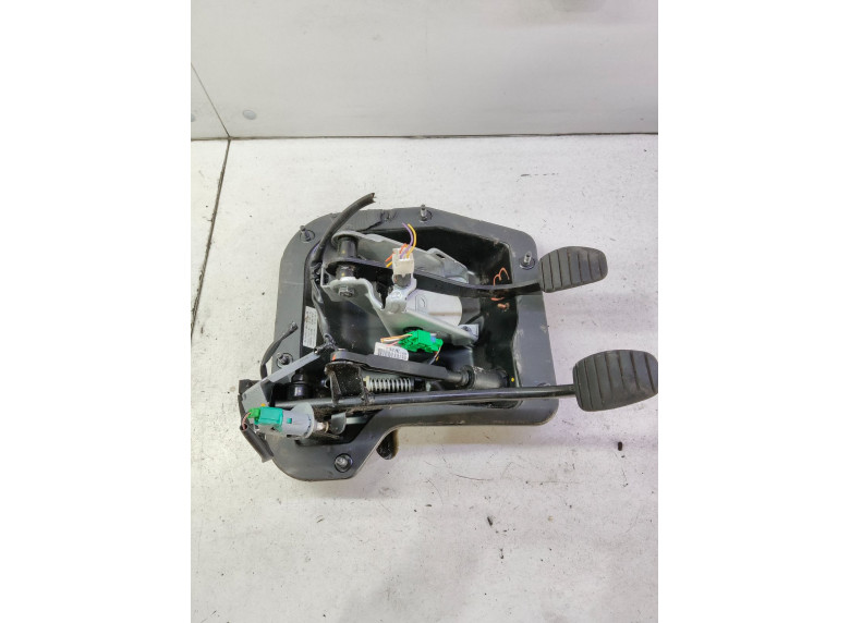 Узел педальный (блок педалей) к Renault Trafic, 2009г.