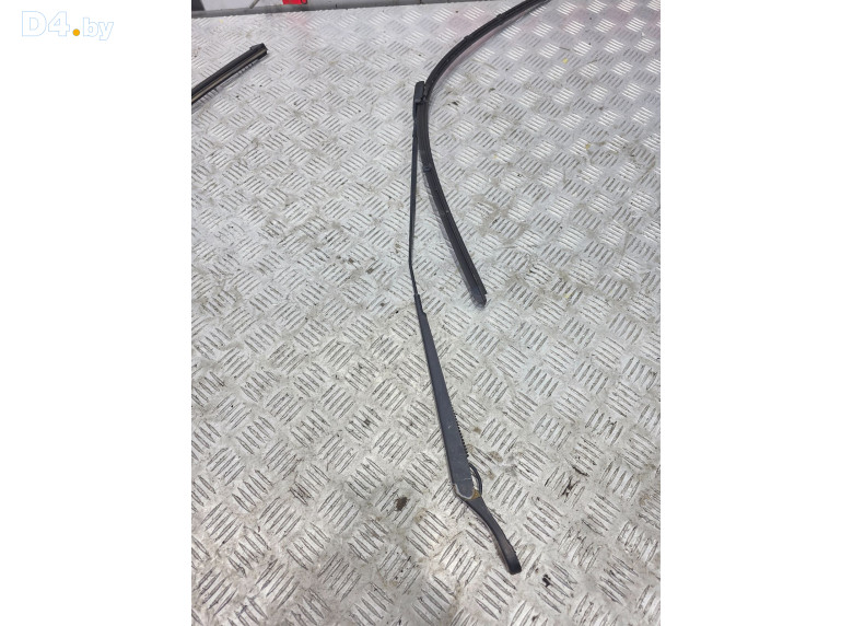 Щеткодержатель (поводок стеклоочистителя, дворник) к Peugeot 5008 2012 г.