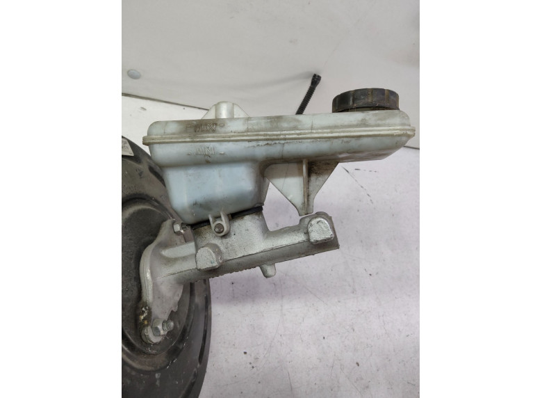 Цилиндр тормозной главный к Opel Vivaro, 2005г.