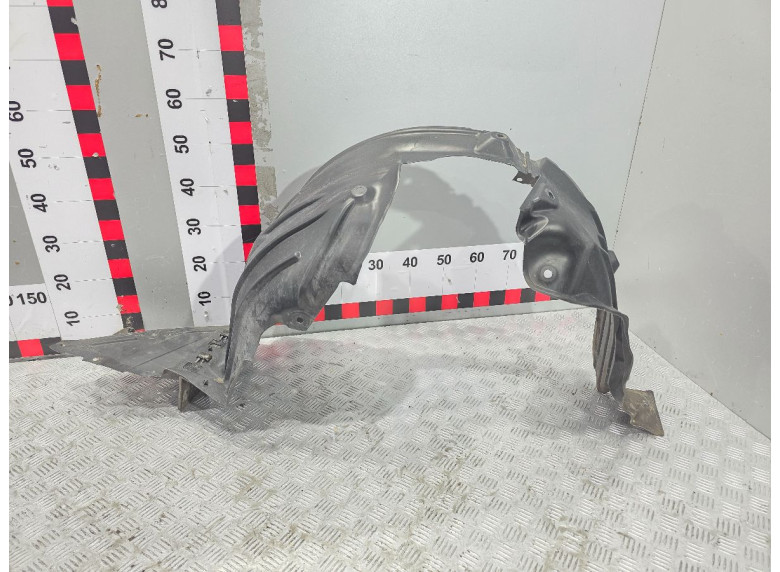 Защита арок передняя правая (подкрылок) к Mazda 3, 2014г.