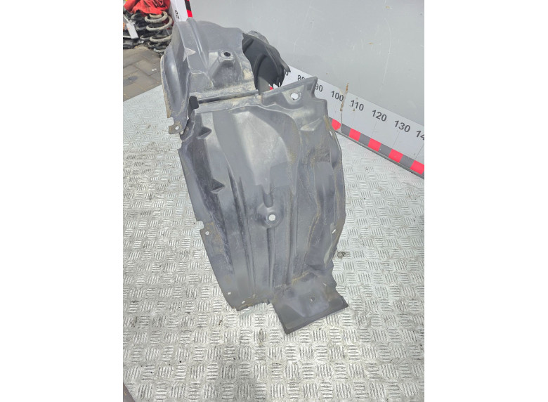 Защита арок передняя левая (подкрылок) к Mazda 3, 2014г.