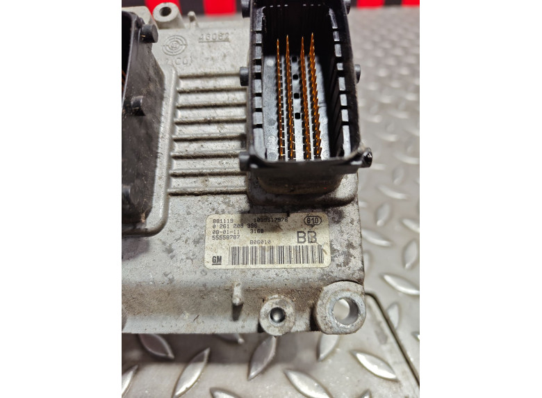 Блок управления двигателем к Opel Astra, 2007г.