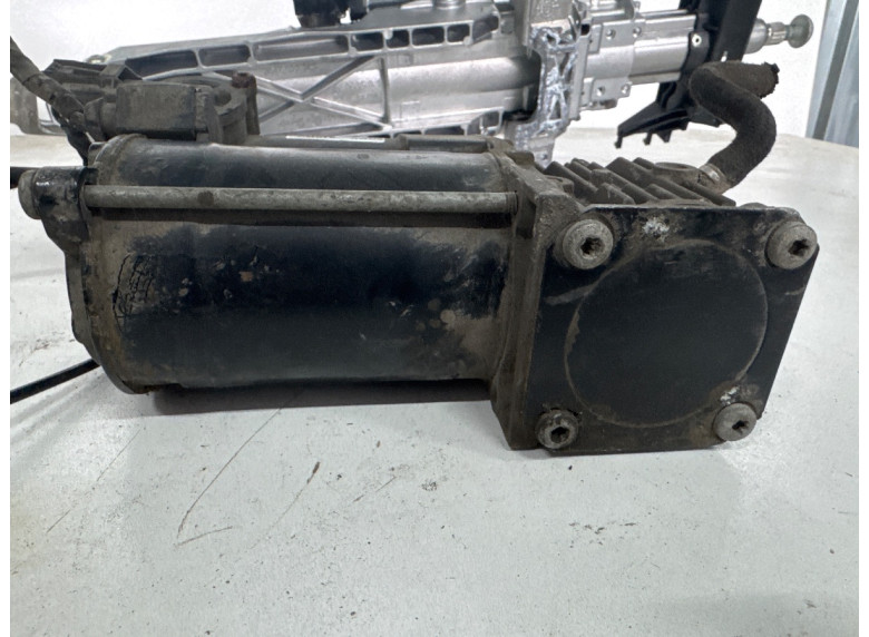 Компрессор пневмоподвески к BMW 5 E60/E61, 2008г.