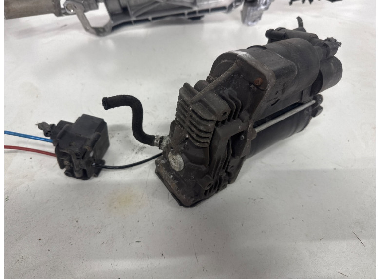 Компрессор пневмоподвески к BMW 5 E60/E61, 2008г.