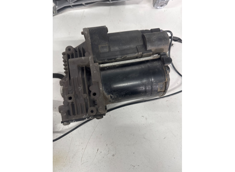 Компрессор пневмоподвески к BMW 5 E60/E61, 2008г.