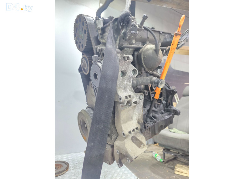 Двигатель к Volkswagen Sharan 2003 г.