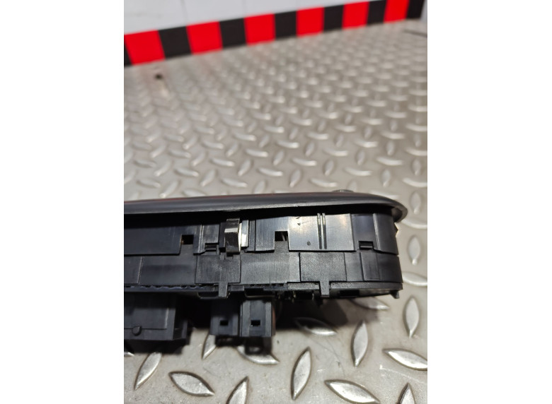 Блок управления стеклоподъемниками к Peugeot 406, 2000г.