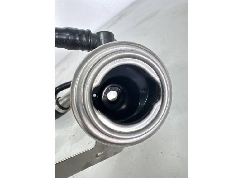 Горловина топливного бака к BMW XM G09, 2022г.