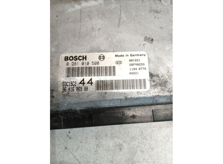Блок управления двигателем к Peugeot 206, 2000г.