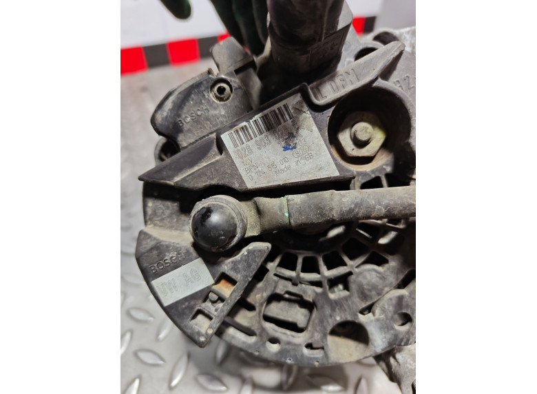 Генератор к Ford Galaxy, 2003г.