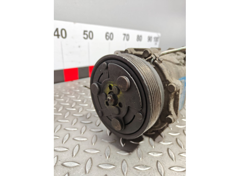 Компрессор кондиционера к Ford Galaxy, 2003г.