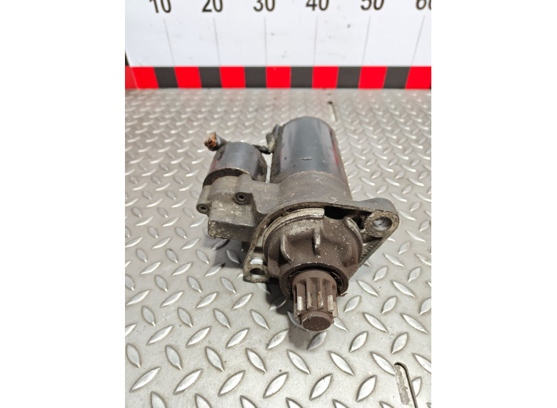 Стартер к Volkswagen Sharan, 2003г.